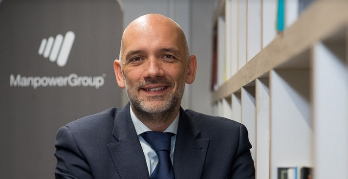 AlumniUAM's tweet photo. "Si buscas cualquier meta profesional con deseo, insistencia y determinación, y tienes la suerte de poder disfrutar con lo que haces, solo queda esperar el éxito". 
@jacaparros (DER'97) . Director general de @ExperisES , @ManpowerGroupES ➡️https://t.co/7UmXewxRDK https://t.co/DFNxMqXhCz