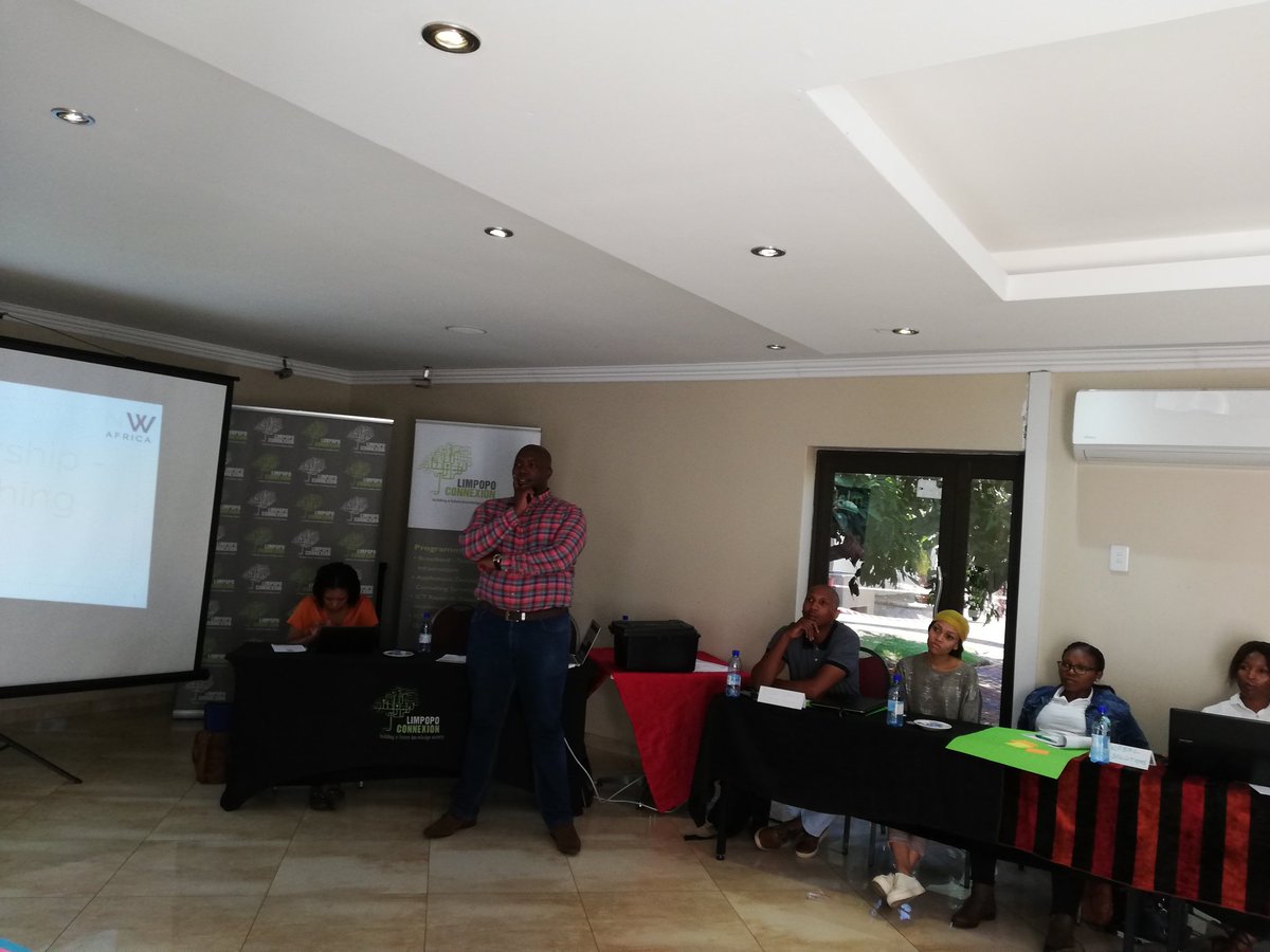 LimpopoCon's tweet photo. Tendai Mazhude from World Bank is engaging the SMME's. #mLab #mLabLimpopo #Limcon #lcx #Industry4.0 https://t.co/8cLF282PRv