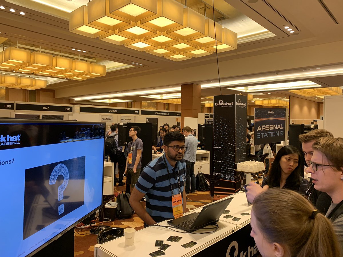 rachidharrando's tweet photo. Afternoon sessions @BlackHatEvents Arsenal. @ToolsWatch selections https://t.co/itqZuvU2dD
