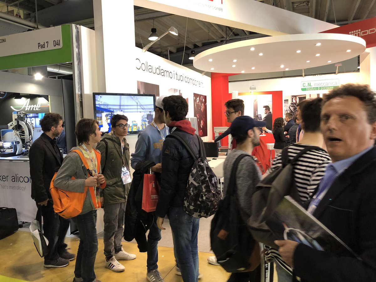 Nicotra62's tweet image. #Omnitechit a #MECSPE2019 quanta gioventù in giro per gli stand! Una iniezione di fiducia per l’Italia e il suo futuro. E #Omnitechit c’è!