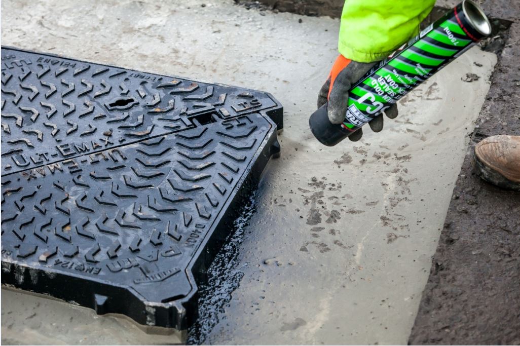 Ultracrete_UK's tweet image. Turn your temporary repairs into permanent ones with UltraCrete SCJ seal and tack coat spray instarmac.co.uk/ultracrete-pro… #HAPASApproved #FirstTimePermanent