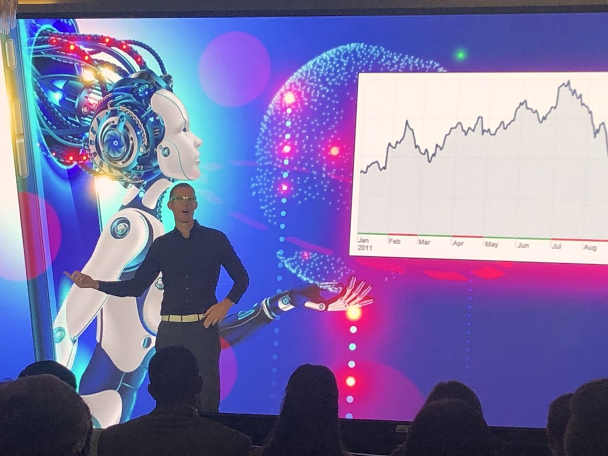 rafoct's tweet photo. Listening Erik Qualman @equalman about digital innovation #equifaxspark #equalman https://t.co/kwgG7l0xtp