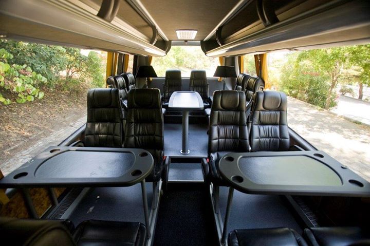 MVips_'s tweet image. #MvipsSL #Barcelona
Viaje en minibuses de lujo con todas las comodidades a su alcance.
Asientos de piel · Ventanas con cortinas · Refrigerador · Mesitas de trabajo · Servicios y Prestaciones VIP.
(/www.mvips.net/nuestra-flota/minibuses-2/)