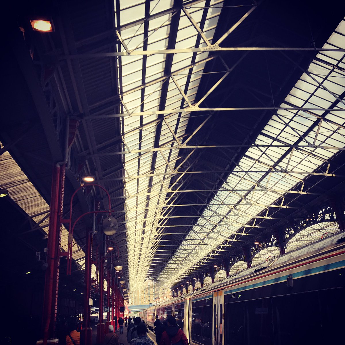 NeilStuke's tweet photo. Ahhh. The architecture of travel. Wonderful buildings London’s stations. Off to #oxfordshire to meet those wonderful people at @PlunkettFoundat & talk #savingpubs & much much more! @ProtectPubs @Pubdefender1 @JMarkDodds @eaglealehouse @theswanyork @PubsAdvisory @lovebritishpubs https://t.co/mmd3y2UyG0