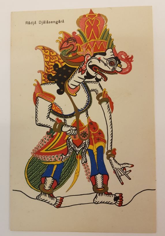 AsianLibraryNL's tweet photo. One out of a set of eleven print cards [briefkaart] featuring various wayang characters/ Published by H. van Ingen, Soerabaia, c. 1920s or 1930s. Or. 27.624 #asianlibrary @ubleiden https://t.co/q9RKAWYCOs