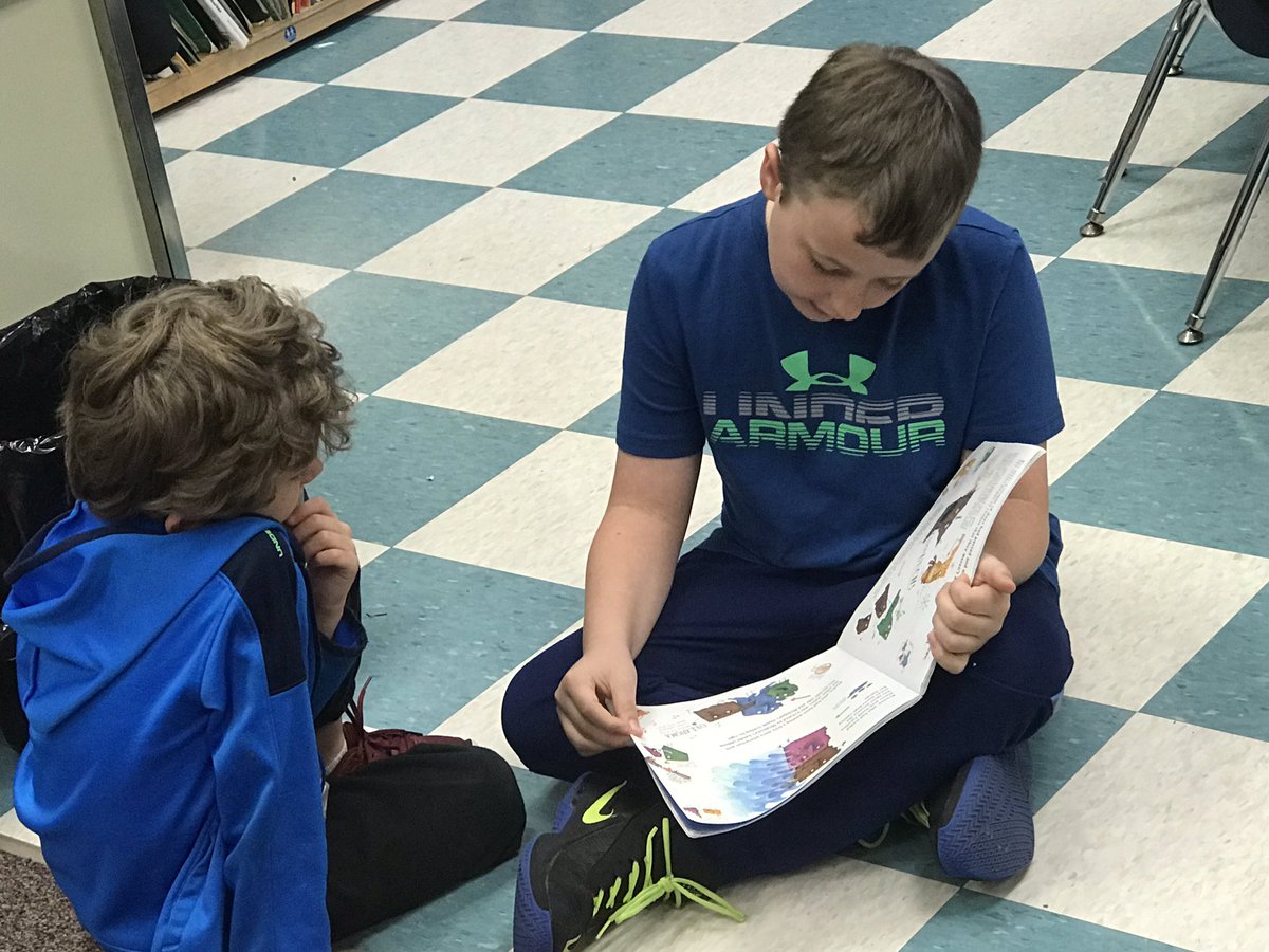 MrsAllen_whes's tweet photo. Reading Buddies round 2 with @Mr_Helms6 3rd graders! Such a success! https://t.co/BTxPG6jg9x