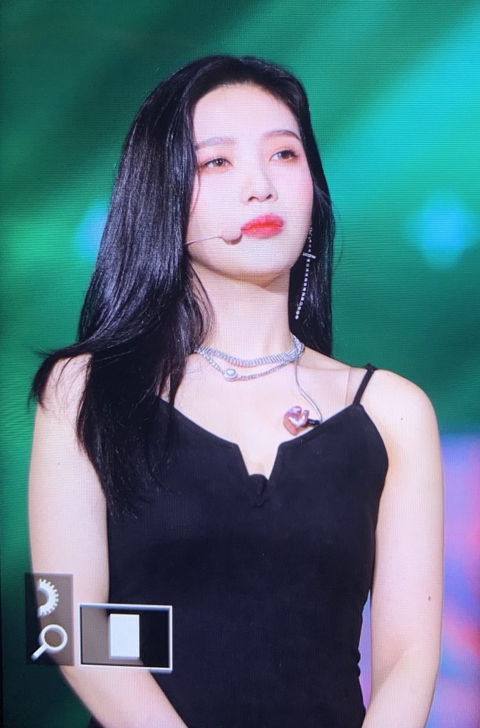 Pumpkin960903's tweet photo. 190328 #조이 https://t.co/YhBkXpqYYC