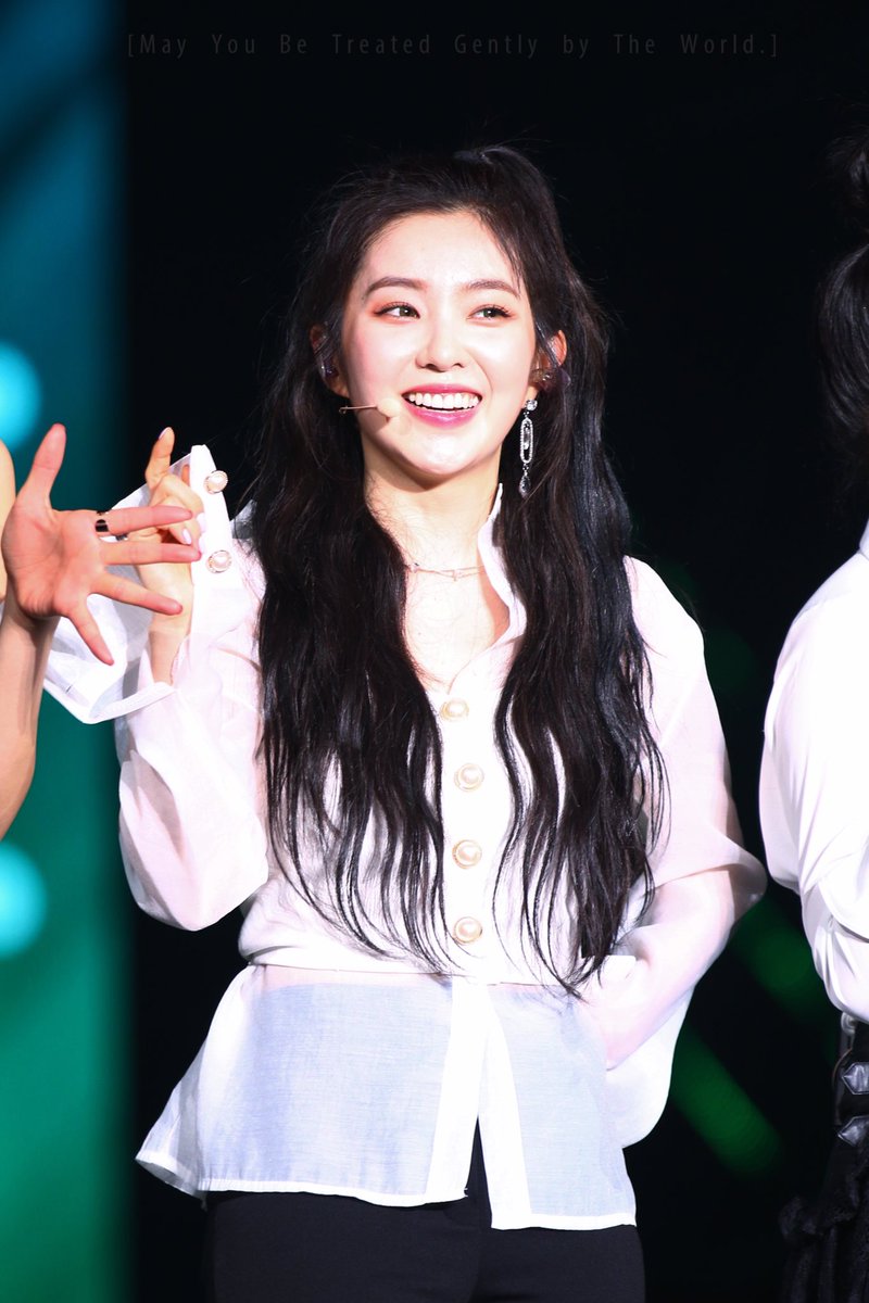joohyeomn's tweet photo. Baejoohyunews: RT yuhanuna: [Pre-view] 190328 MONSTER K-pop Concert in Taipei 
#레드벨벳 #RedVelvet #Irene #아이린 #HappyIRENEDay https://t.co/vRjOsTgXn9