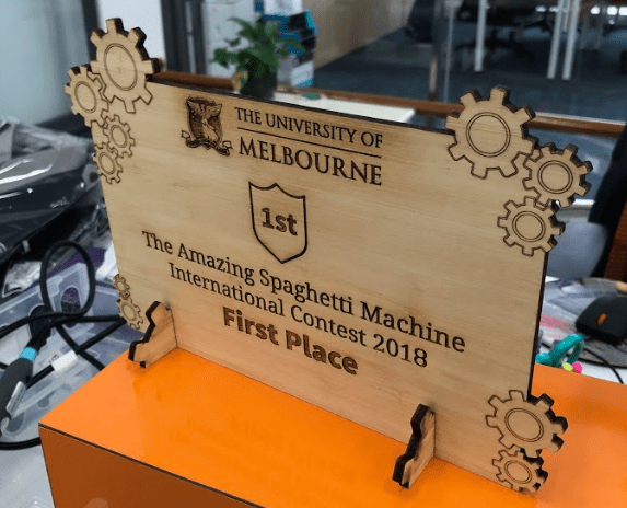 Robotics team wins Amazing Spaghetti Machine International Contest blueandgoldonline.org/wp/2019/03/28/…