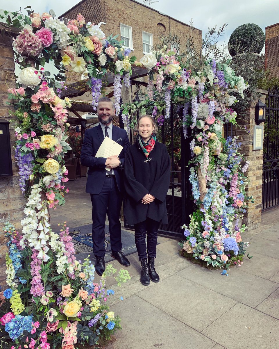 “What sunshine is to flowers, smiles are to humanity” 🙂

#villadigeggiano #topmanagement #sunshine #spring #springinthecity #winery #chiswick #placetobe #placestovisit #toplondonrestaurants #lovelondon #springtime #sunnyday #westlondon #topservice #italianrestaurant