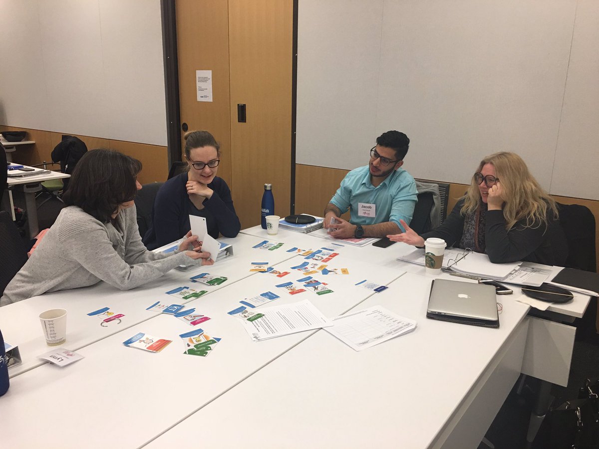 MelanieBarwick's tweet photo. And they’re off! #KTGame is on! #KTPC #learningatsickkids @K_Warmington https://t.co/eQ7JijBW5p
