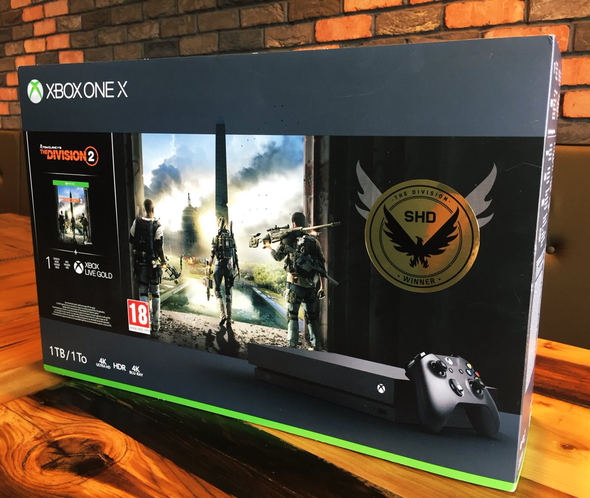 Who wants to win an Xbox One X Division 2 bundle!? 😲

All you have to do to enter is LIKE & RETWEET this tweet!👍

We will reveal our lucky winner on Friday 12th April 🗓

Good luck, agents! 

#TheDivision2