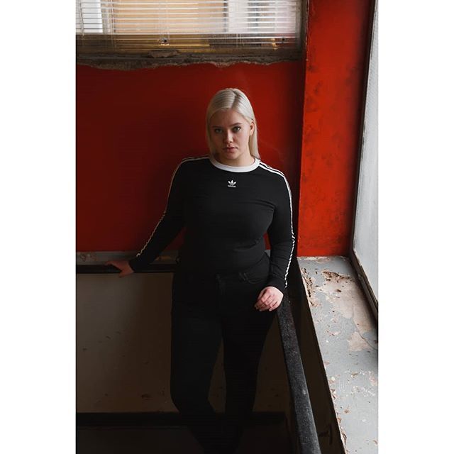 stefanoboski's tweet photo. #model #portrait #fashion #photoshoot #fashionphotography #red #immmodels #immcurve #warehouse #concrete #sonyalpha #twitter https://t.co/rzV36jCK6w https://t.co/SJkvrCiX2S
