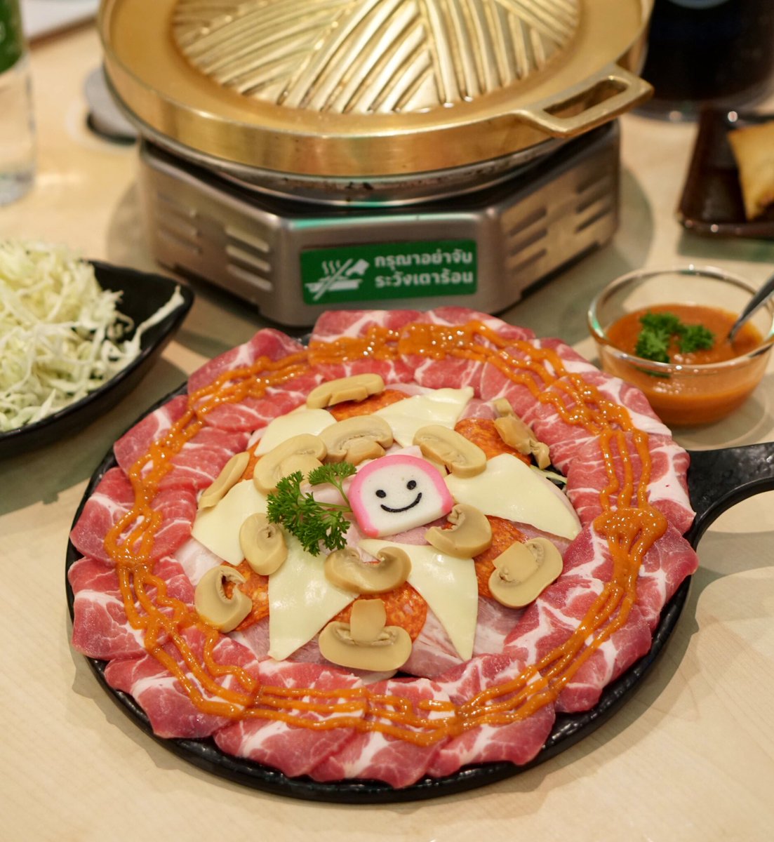 จะไปกิน tweet media
