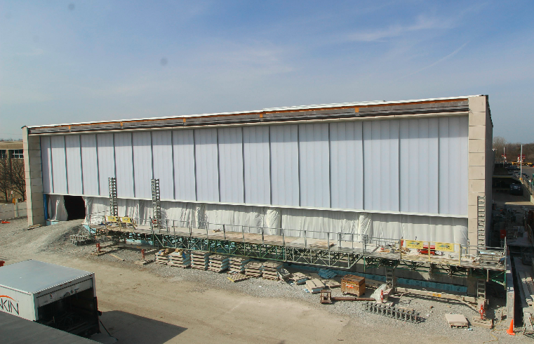 LoyolaAcademy's tweet photo. The John D. Norcross '54 Aquatic Center was beaming in yesterday's sunshine! We can't wait for its opening in fall 2019—just a few months now! Learn more at https://t.co/LmtYSaiMNE.
#LABecomeMore https://t.co/VjK2j2pr3y