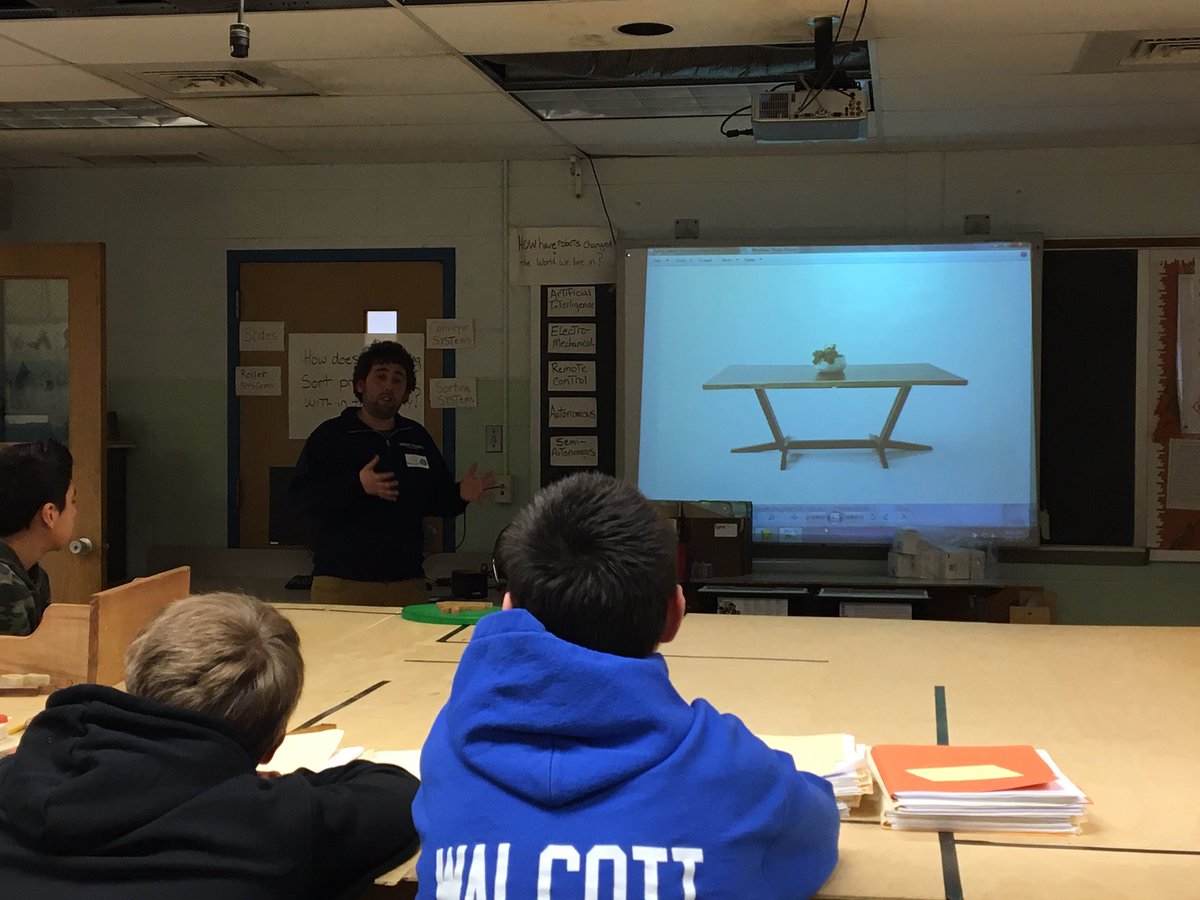 L McNamara tweet media