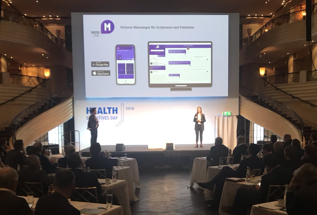 luensmann's tweet photo. Unser #RoleModel Eva zeigt zum #GirlsDay unsere digitale Innovation #medione unter weiblicher Führung für die Techniker Krankenkasse auf dem #HED2019. Top! @adessoAG @andreae_emily https://t.co/2hsd9Jr0Nl