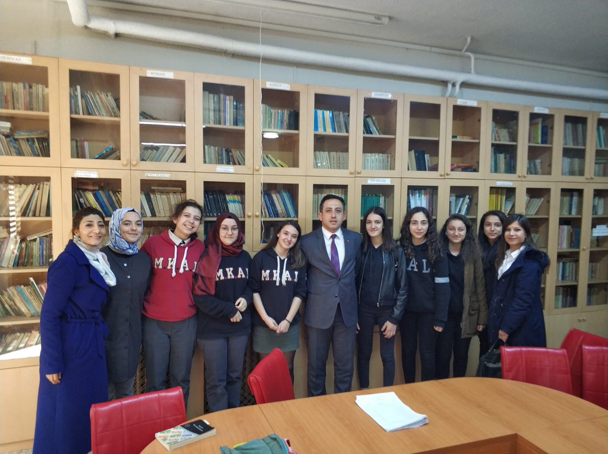 mustafa kemal anadolu lisesi on twitter okulumuz ilcemizde duzenlenen istanbul u okuyorum bilgi ve kultur yarismasinda 12 okul icerisinde 2 olarak ilcemizi ilde temsil etmeye hak kazanmislardir basarilarinin devamini diliyorum memleventyazici