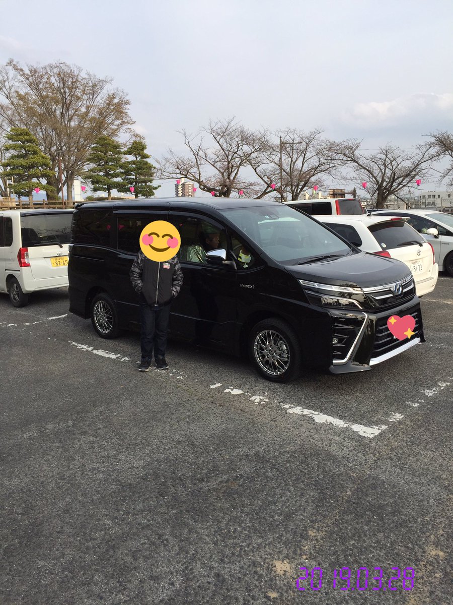 fujimoto178's tweet photo. 今日は178号の納車やったぁ！😄🤘
六曜の大安と二直の納が重なる
非常に縁起が良い日みたい🤔
今年はこの車でLIVEに行くぞぅ
🎤🎸☆♬ https://t.co/M89ywGTHRl