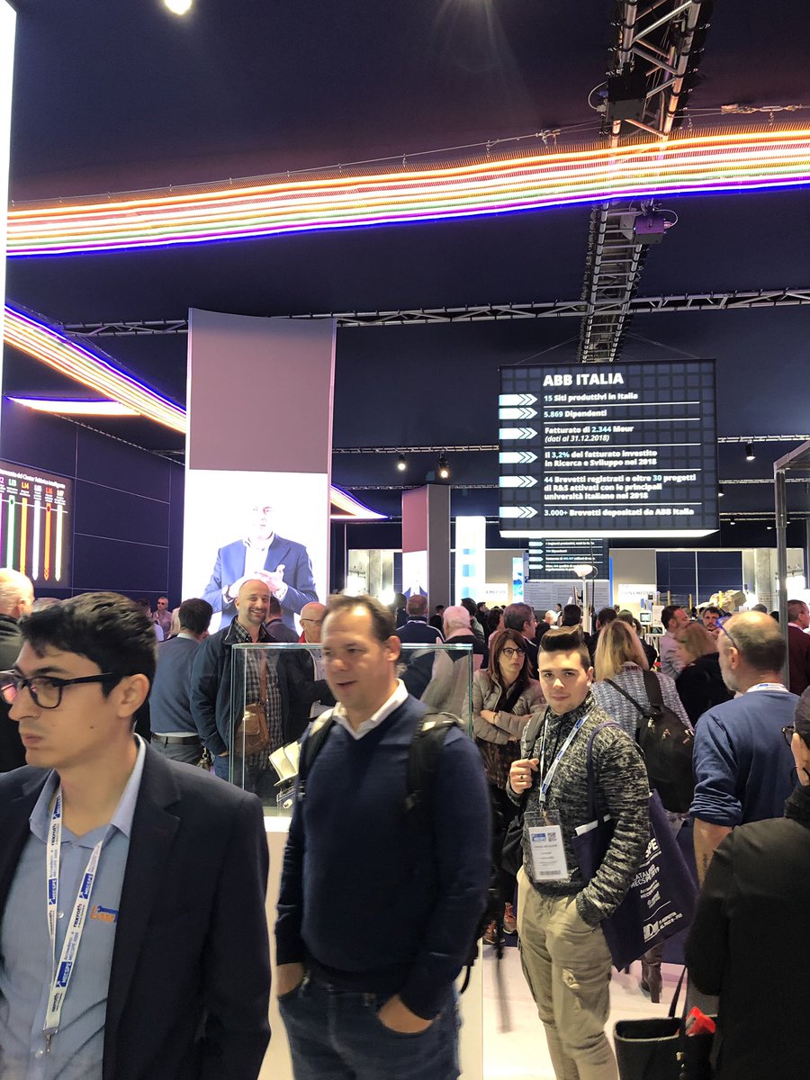 Nicotra62's tweet image. #omnitechit a #MECSPE2019 innovazione e tecnologia per rilanciare il paese. L’Italia del fare! #OmnitechIT c’è!