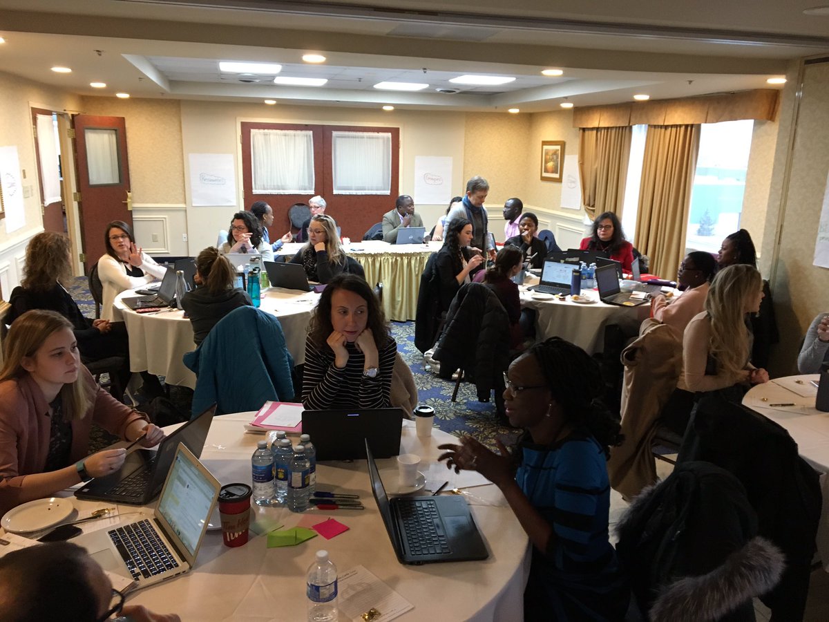 Lang04Jp's tweet image. @MarieCecileCH #PIPNPE Salle comble aujourd’hui pour le réseau 3 PIPNPE cycle moyen. Les participants discutent des facteurs qui influencent le niveau d’engagement des élèves. Ce que je vois, Ce que j’entends.