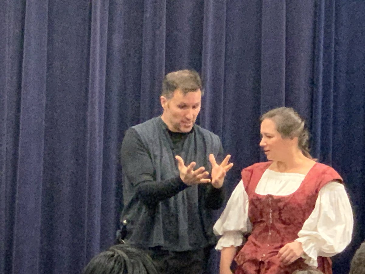 BayShoreSD_ELA's tweet photo. @KnighthorseKTC Hamlet and Ophelia 🎭 @BayShoreHS @BayShoreSchools #bssaef @BayShorePR https://t.co/SNqRJN1ppd
