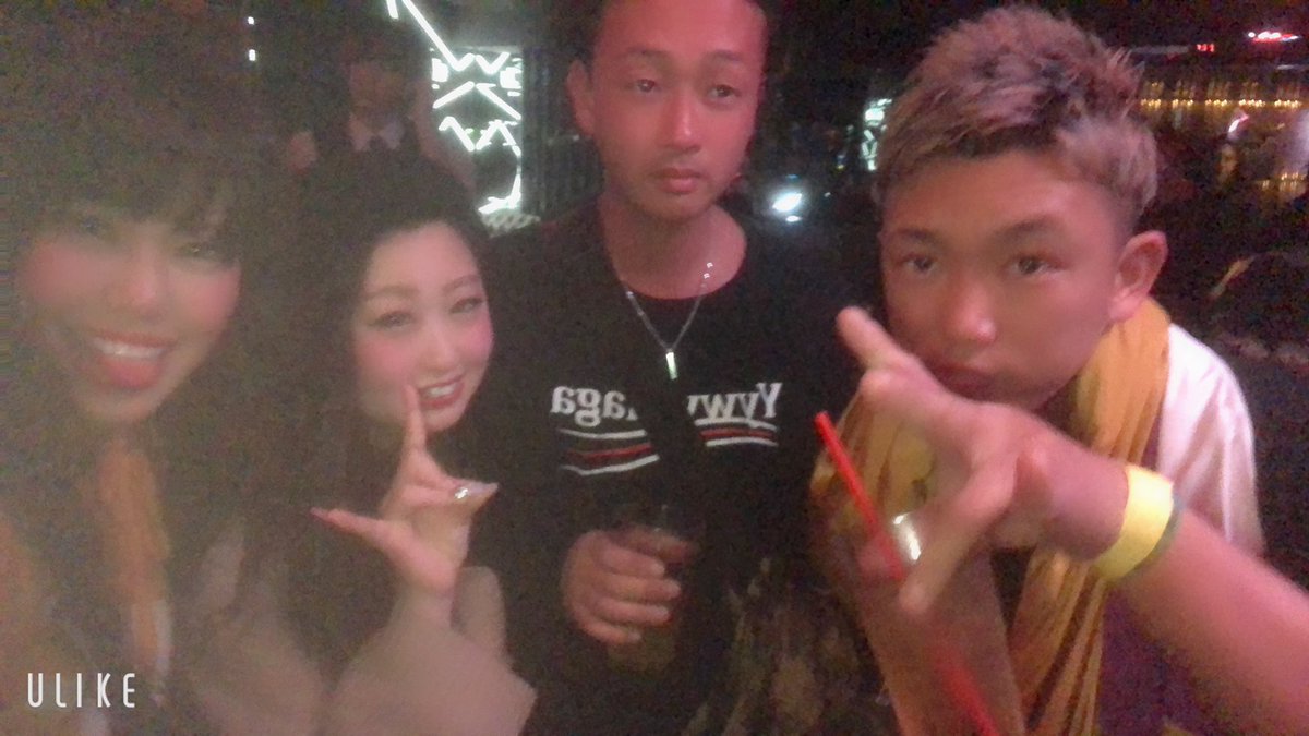 smk_mai's tweet photo. 昨日楽しかったーー🥰
DJ無かったのだけ残念だけど🥺
やっぱみんなと遊べるの好き❤️
やめれんなぁって思った🤪
今日昼寝の時に
みんなと遊んでる夢見た😏🤘笑笑
わーってしてるけど、
沢山救われて来たんだよね🥺
もーみんな好きぃぃぃぃ😭😭
#yyww
#イェイイェイウォウウォゥ
#山尾ガール https://t.co/PnQ7O5YT9l