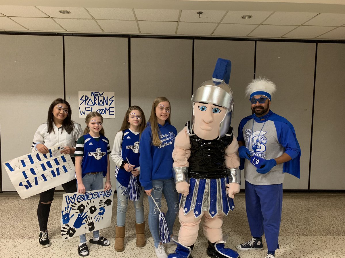 Gintje77's tweet photo. We are ready for our rising 6th graders  @WeAreSMSpartans @SMSVaPrincipal https://t.co/4u8K73CcXA