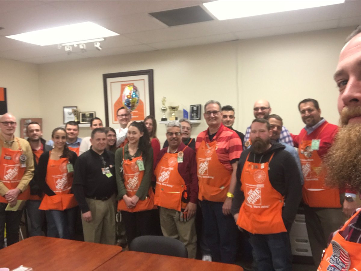 JohnBeardTHD's tweet photo. So proud of my team and all the hard work they put in! Great walk today and great things ahead for the spring! #Catskillpride @daryl_hagen @cmjohnson531 @Zyke_Munk @jspeed007goku @HutherSara @CoppageDarin@Tonymolina77 https://t.co/sHCIrBUOOt