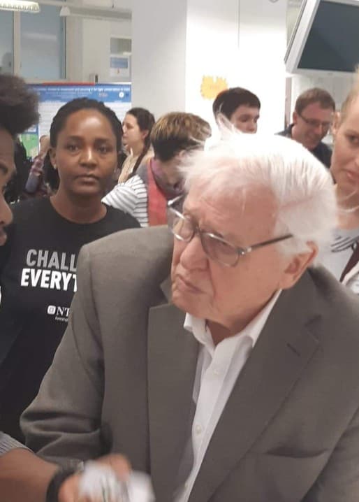 africanbioserv's tweet photo. #AfricanBioServices PhDstudent Monica Shilereyo beeing at the right conference #sscs2019 at the right time - meeting #SirDavidAttenborough  at #UniversityofCambrigde. https://t.co/BqEEl8S68h