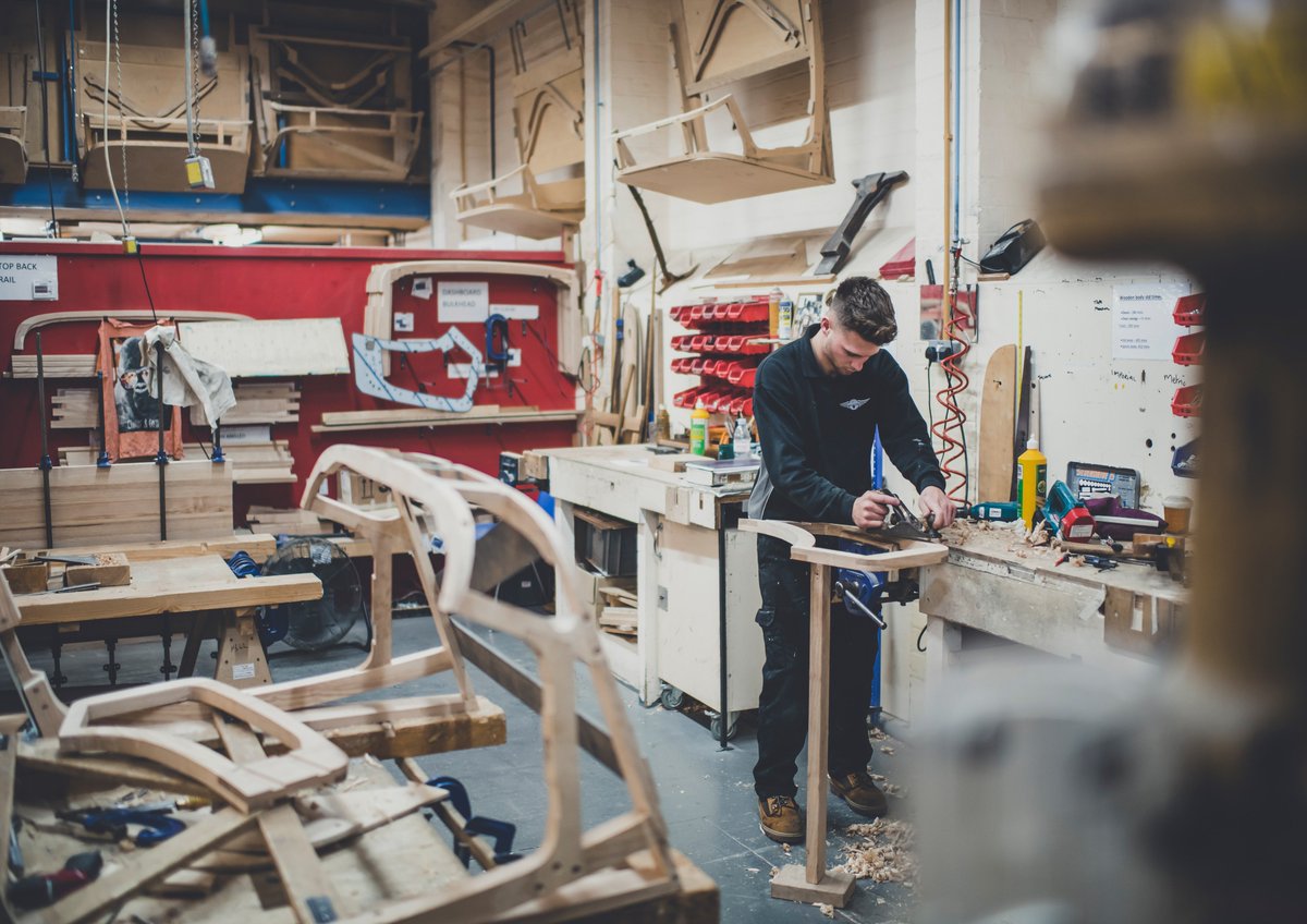 morganmotor's tweet photo. Craftsmanship of the highest order. Discover more on a Morgan Motor Company factory tour https://t.co/oeVkRxj8z3 #InsideMorgan https://t.co/HxHUjRhcud