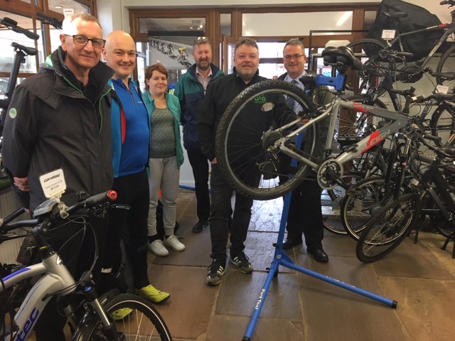 Here's some of the group over that have been doing a bike maintenance session <a href="/Cycles_Recycled/">Cycles Recycled</a> Alexandra has just started cycling to work and has signed up for #RidetoWorkWeek. There's still time to register at lovetoride.net and win prizes! <a href="/LovetoRide_/">Love to Ride</a> #SpreadtheGlove