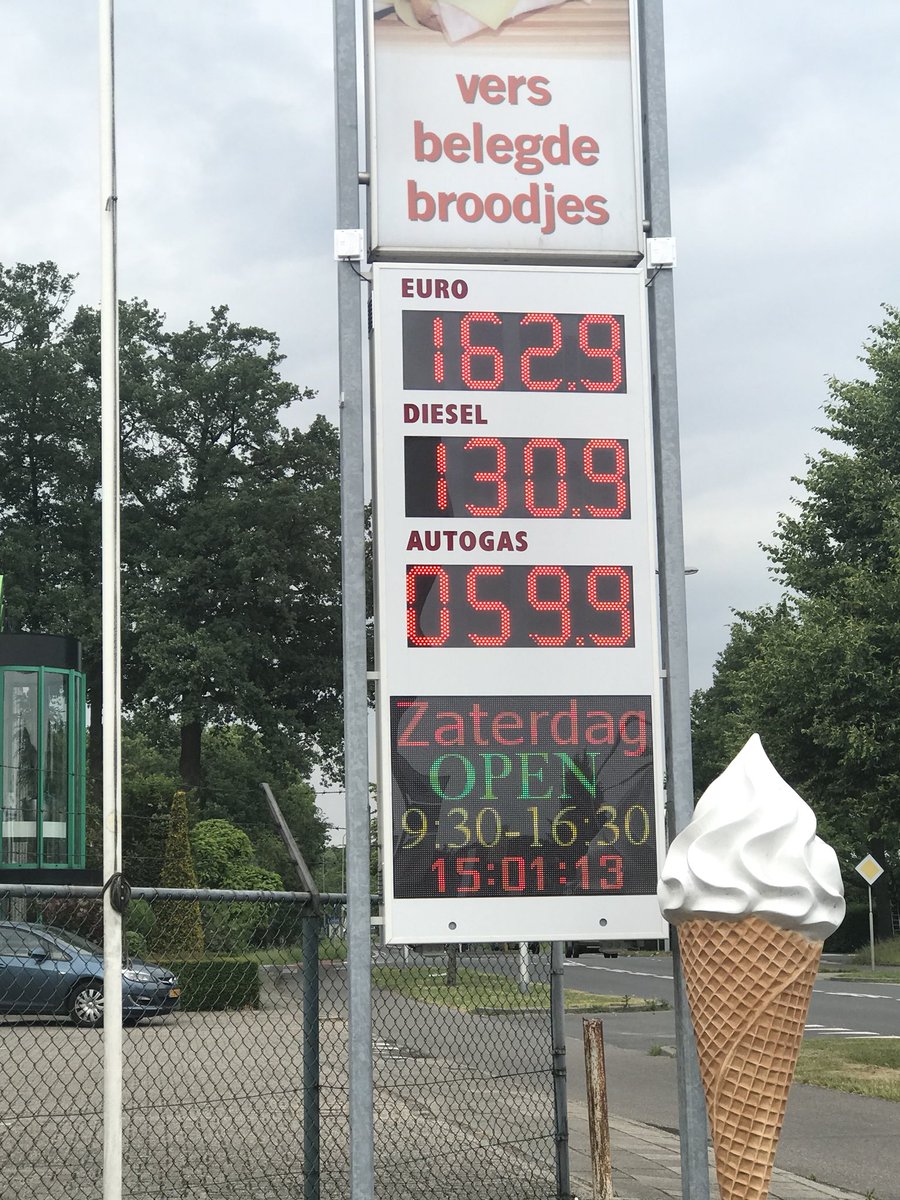 Today it's #FuelDay. ⛽ #Autogas is a viable green alternative fuel, emitting fewer greenhouse gasses compared to gasoline and diesel. Also, autogas burns cleaner in engines which can help to extend the vehicle's engine life. 💚🌿 #LPG #AlternativeFuels