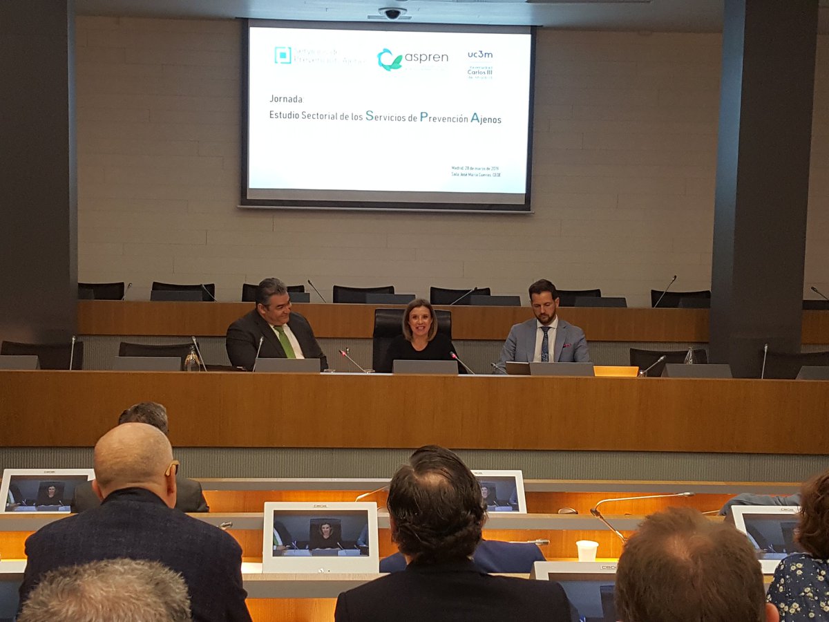 Inauguración de la jornada Estudio Sectorial de SPA.
 a cargo de Da. Rosa Santos, Directora de RRLL de CEOE junto con los Presidentes de <a href="/ANEPA_PRL/">ANEPA</a> y <a href="/FederacionAspa/">FederaciònASPA</a>