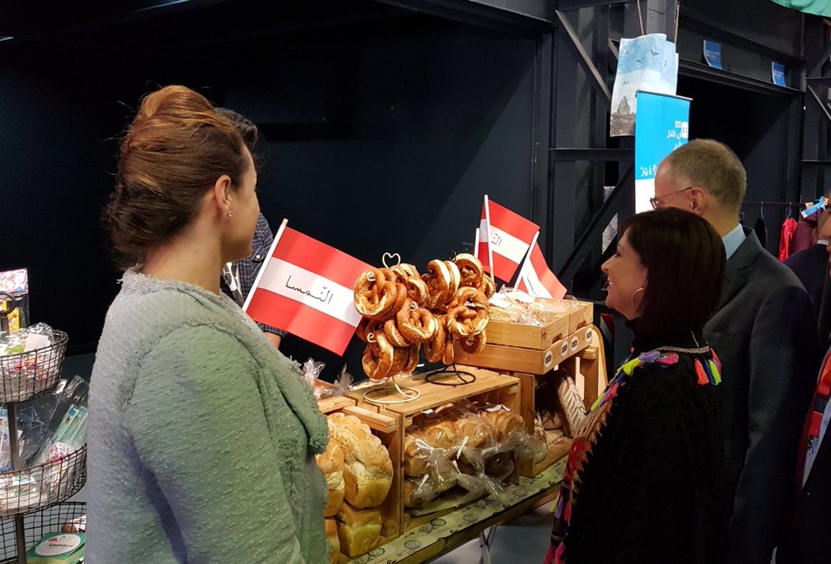 amman_ob's tweet photo. Under the Patronage of the Austrian Embassy,H.E.Ambassador Oskar Wüstinger had the honor to open the "🇦🇹-🇯🇴 Mother's Day Bazar" together with the Minister of Tourism, organized by the AUT-JOD Friendship Society, stressing that mothers should be celebrated EVERYDAY!#AustriaInJO https://t.co/Y7HHPtNjaT