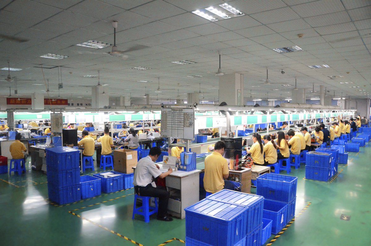HANK #smarthome production line in Shenzhen, China. We've more than 1200 employees including 120 R&amp;D, 900 manufacturing, 90 controlling, 70 selling and others. We've 2 factories, one in Shenzhen, one in Vietnam. 
#smarthome #SmartCities #homesecurity #securityalarms #WiFi  #zwave