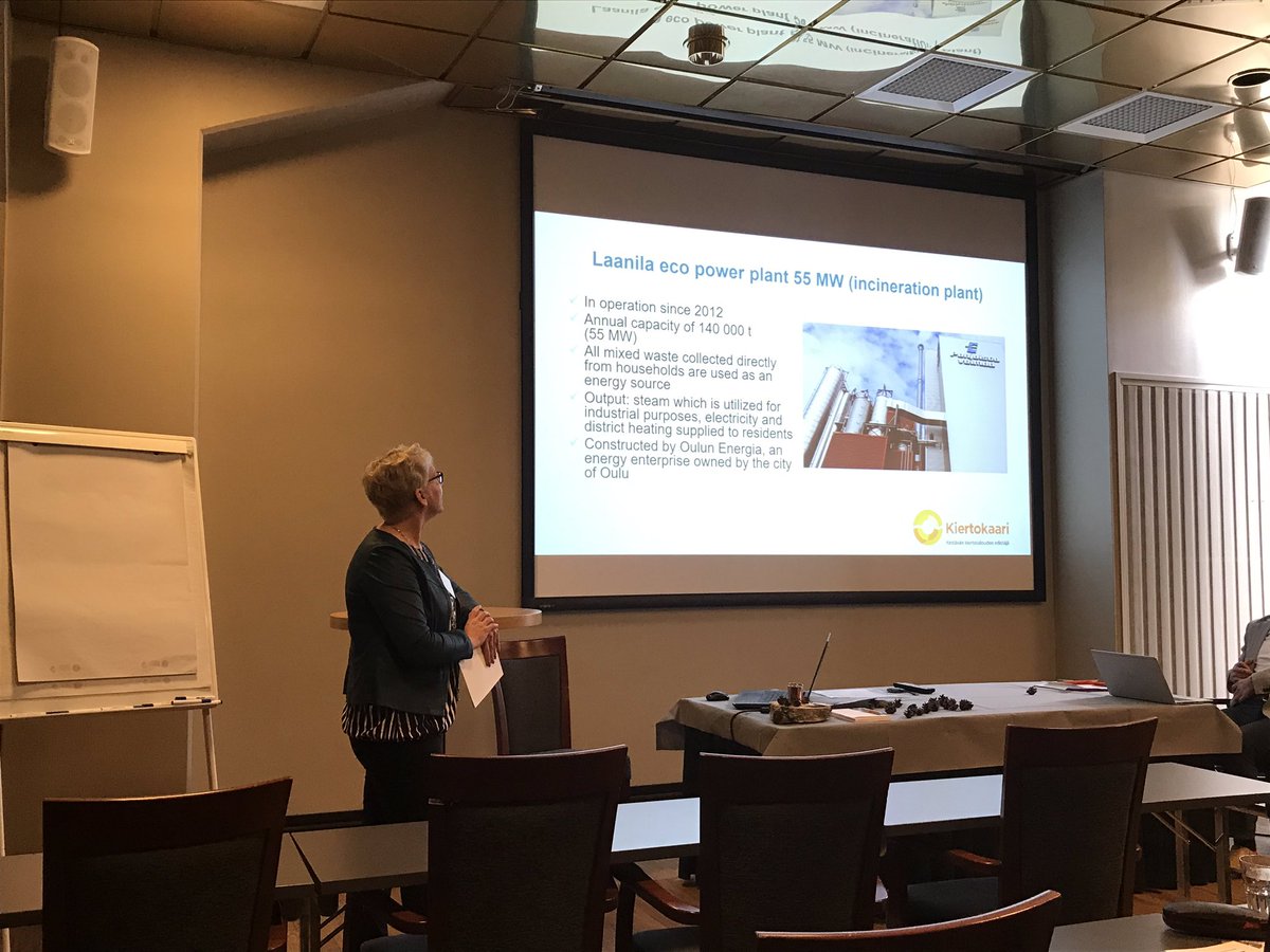 EU_eLighthouse's tweet photo. For her third and final presentation at the elighthouse internal project seminar, Helmi Riihimäki from @oulunkaupunki is discussing the Laanila eco power plant and its role in the generation of energy for domestic heating in the Oulu municipality 👏

#elighthouseOulu https://t.co/vOWGncbdzz