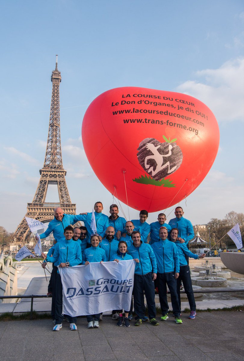 Dassault_OnAir's tweet photo. Ça y est, après le prologue d'hier soir, @LaCourseduCoeur est lancée ! Bon courage à tous et à notre équipe de coureurs @CdC_Dassault ! Encore merci à notre marraine @CyrielleHariel ! #cdc2019 #DonDorganes
Photos © Dassault Aviation - V.Almansa https://t.co/rPbYRjNDgG