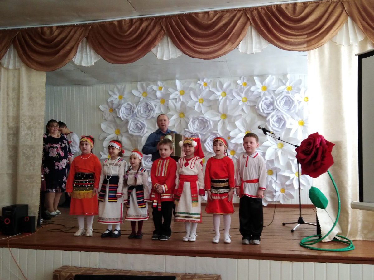 28.03.2019 состоялся V открытый этнографический Фестиваль - конкурс "Национальное наследие" на базе МОУ СОШ с.Живайкино.