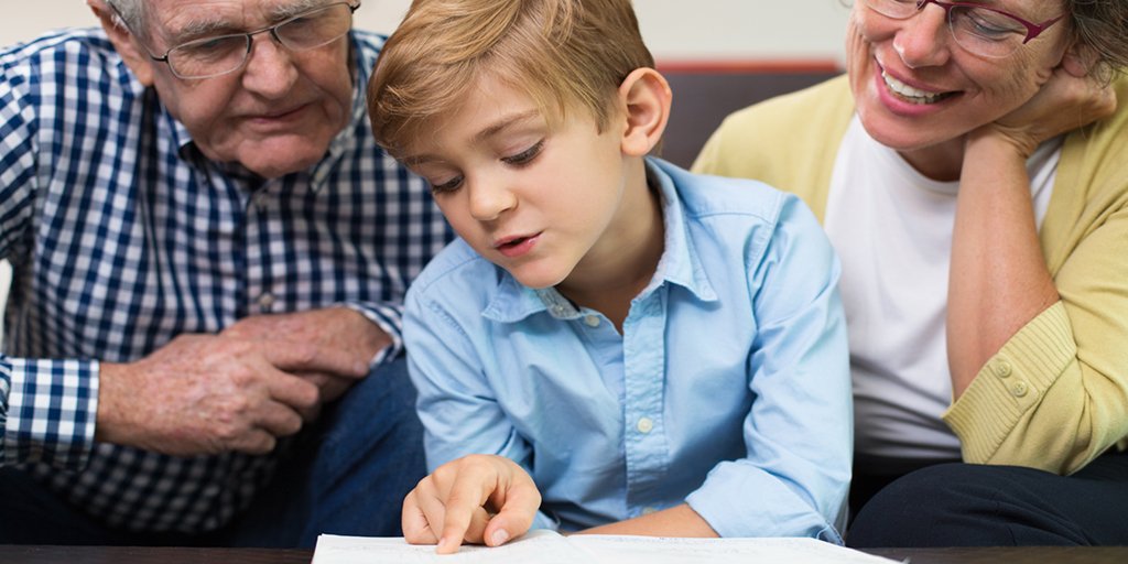 _FullReader's tweet image. If you were asked to #recommend a couple of #books which should be read by everyone, what titles would you name? And why? Classics or modern #bestsellers, or controversial works, or something else? #book #read #bookworm #booklover #love #bookish #writing #literature #bookaddict