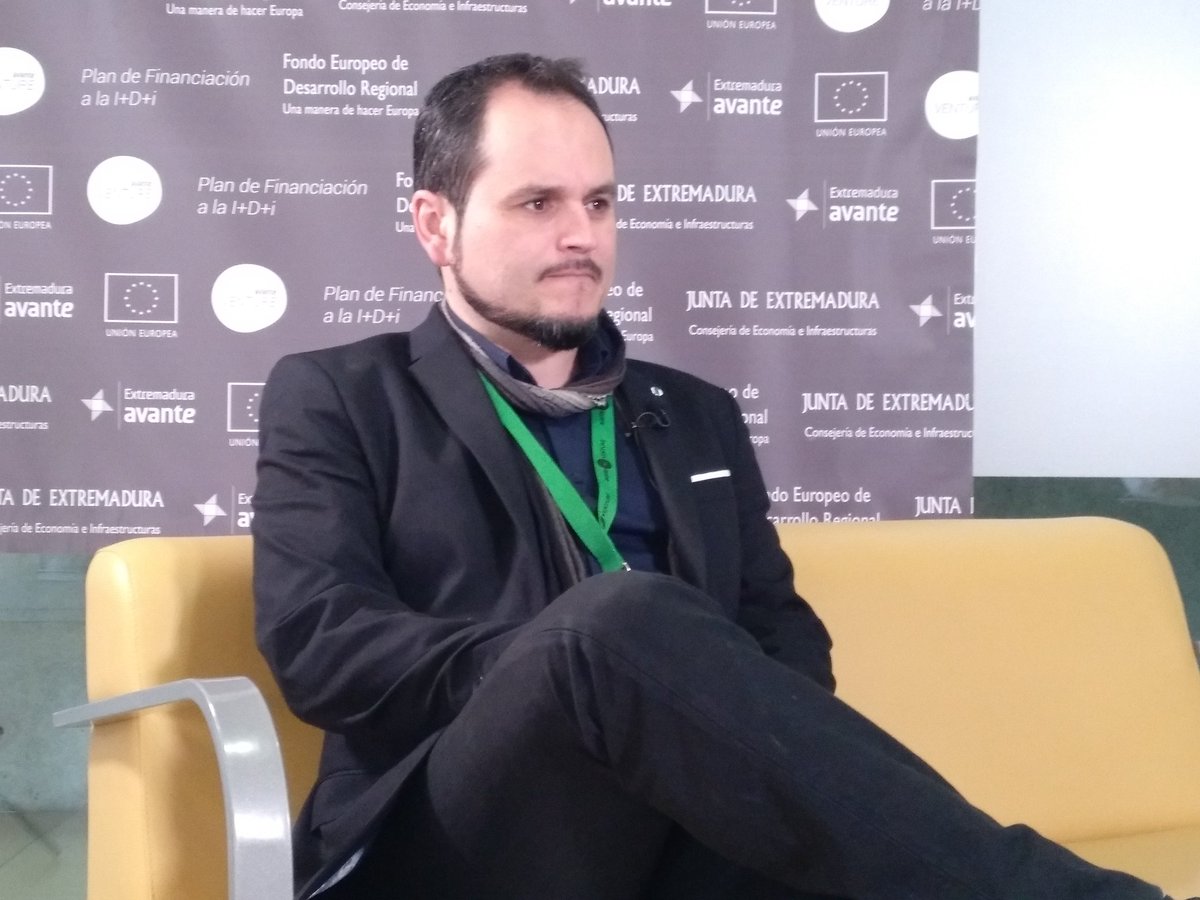 CarlosGRP's tweet image. Con el stand @bersconsulteam en Merida y el amigo @rayjaken de @RenacenVR en Avante Venture Demotech 2019 de @e_avante @Junta_Ex 
#industria40 #transformaciondigital