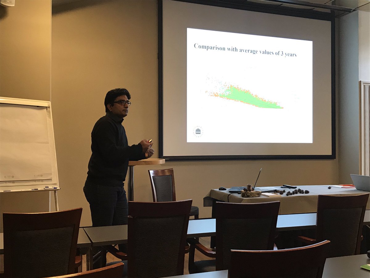 EU_eLighthouse's tweet photo. To conclude the seminar, Gireesh Nair from @UmeaUniversity is discussing energy signature analysis for assisting energy management in public buildings 💡

#elighthouse #elighthouseOulu #energyefficiency #energymanagement https://t.co/j4a0fNHOJy