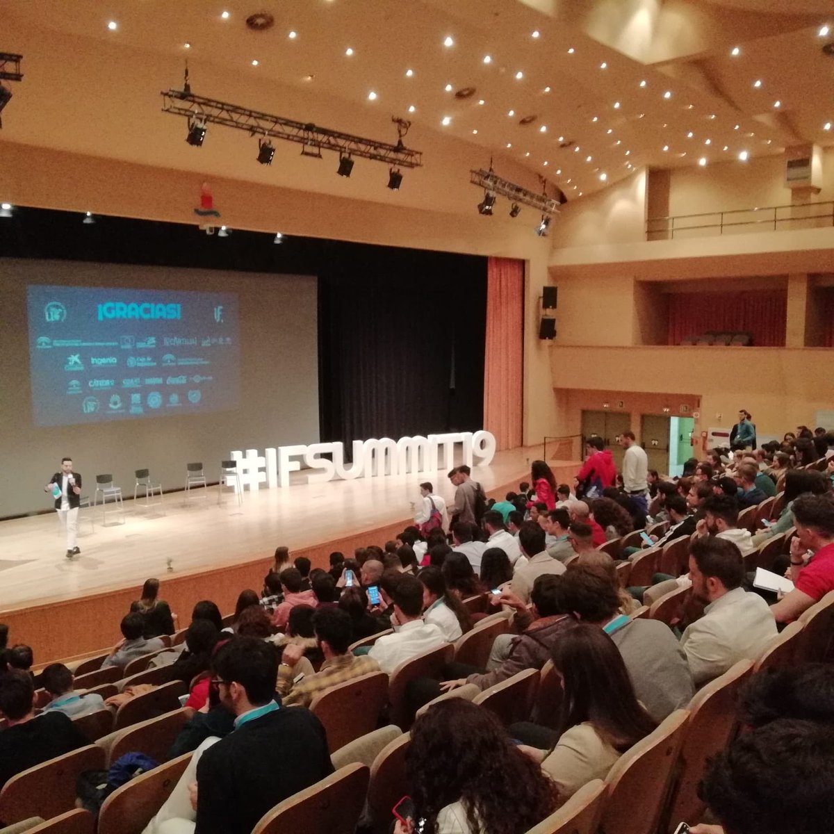 javierramosvale's tweet photo. Hoy en #IdeasFactorySummit 3 proyectos UPOemprendedores de @pablodeolavide participan en este evento de Emprendimiento universitario: Packto, Palavilla y Tramitoff https://t.co/vFQp5t1i8p