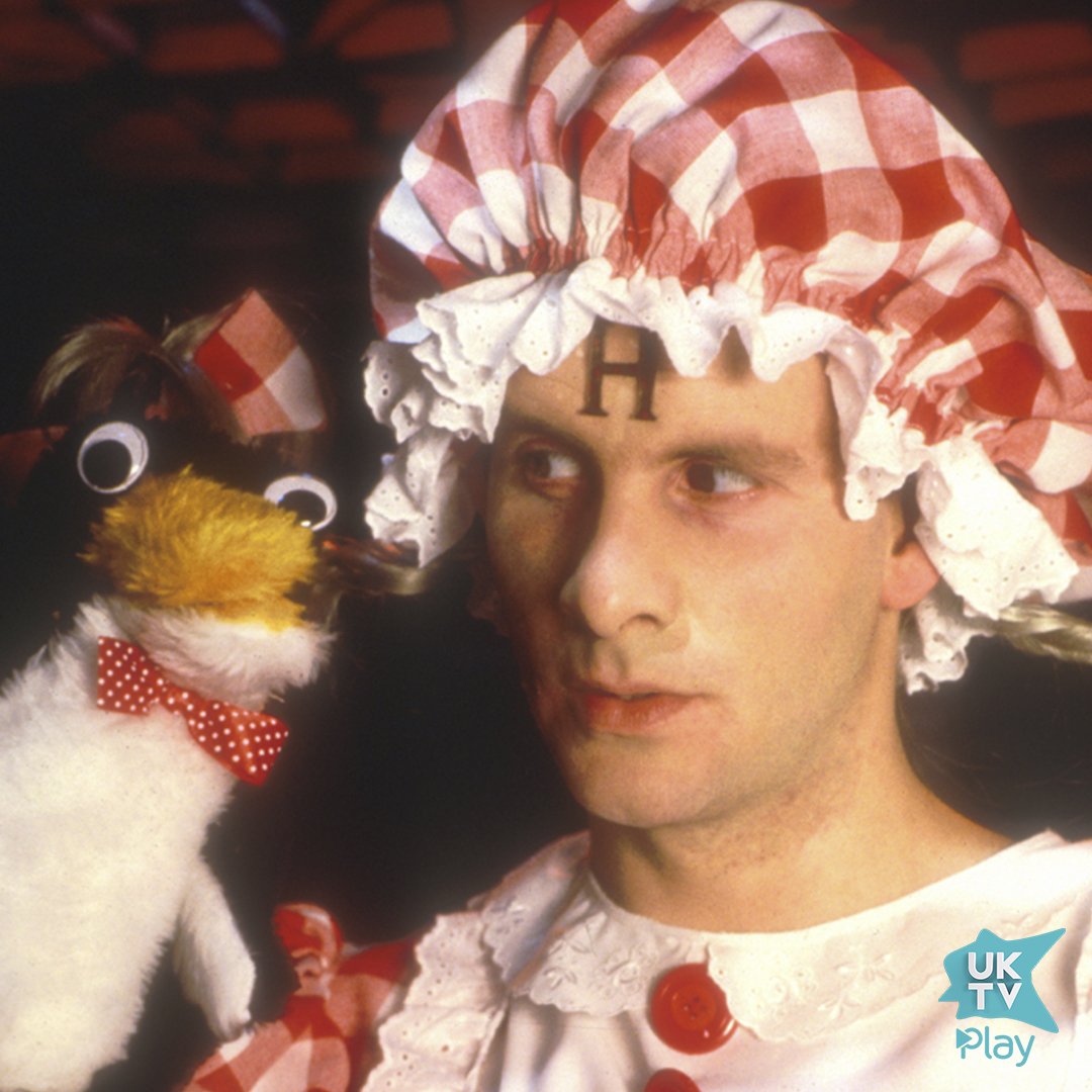 Happy Birthday to Chris Barrie! Second technician, puppeteer and total smeghead. Stoke him a clipper! 