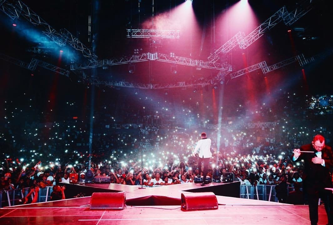 ZkhiphanProduct's tweet photo. How's about a young throwback on this wonderful #ThrowBackyardThursday 😎. Who of you attended this awesome, amazing, wonderfully orchestrated concert/show by the SUPERⓂ️EGA himself @akaworldwide 2 weeks ago on the 17th of March? #AKAOrchestraOnTheSquare 🔥🚀🙌🏽 #TBT https://t.co/HADyVArEiK