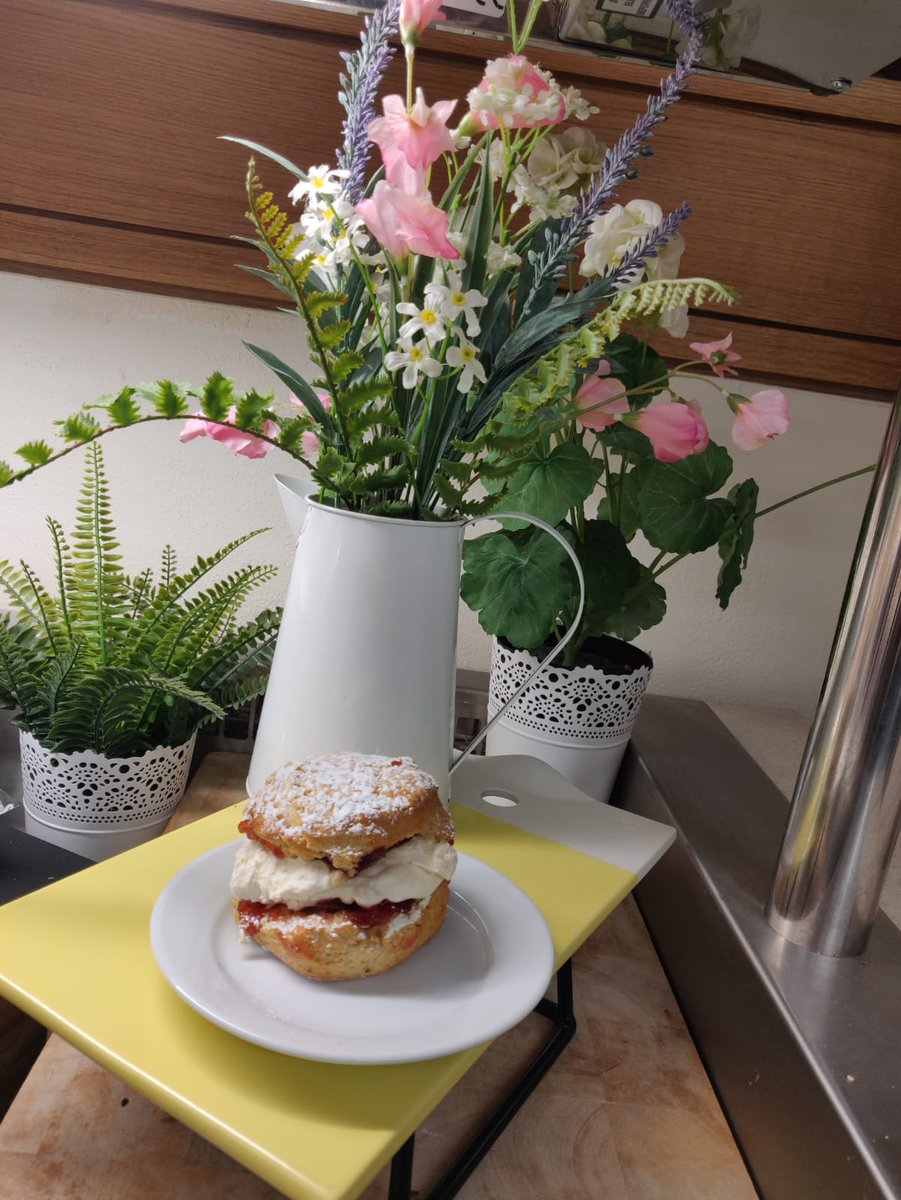 Have you tried one of our famous giant cream scones? #tastytreats #DurhamCathedral #TasteDurham #baxterstorey