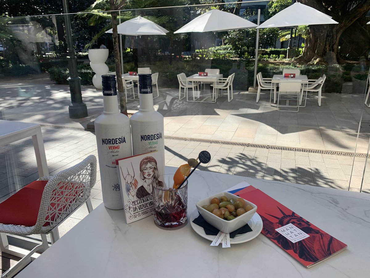 granhotelnagari's tweet photo. #28DeMarzo: Tal día como hoy, recuperamos la ciudad de #Vigo. ¡Muy Feliz Día de la #Reconquista! 🎌☀💪
Lo celebraremos con un vermú gallego @nordesia a la salud de los franceses 🍸😀
#ReconquistaVigo #VigoPower ✌ #GaliciaCalidade #byebyefranceses 🇫🇷👋 https://t.co/sHbJxRzgfk