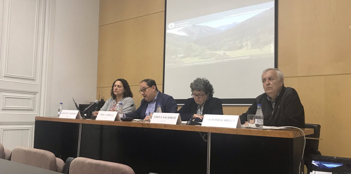 IndCatalunya's tweet photo. 28/03/2019 presentació dels Independents de Catalunya al col.legi de periodistes de Catalunya. #IndCatalunya https://t.co/uPZ4CZLDwq