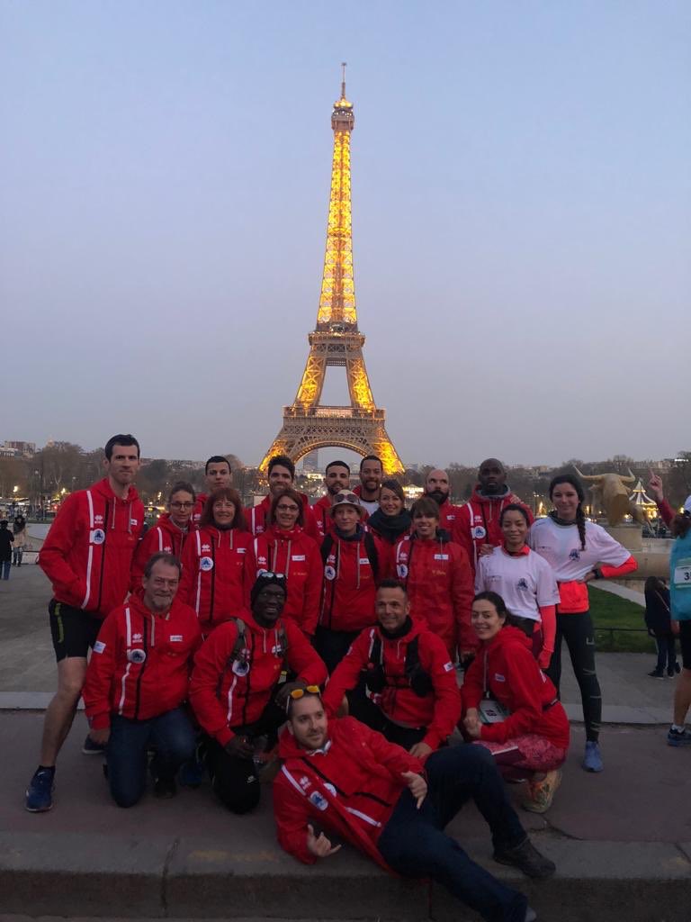 Bravo à ces femmes et à ces hommes de cœur qui mettent du cœur à l’ouvrage pour le cœur des autres. 
<a href="/PitieTeam/">Pitié Salpêtrière Transplant Team</a> 🏃🏽‍♂️🏃🏼‍♀️ #CourseduCoeur #dondorganes #CDC19