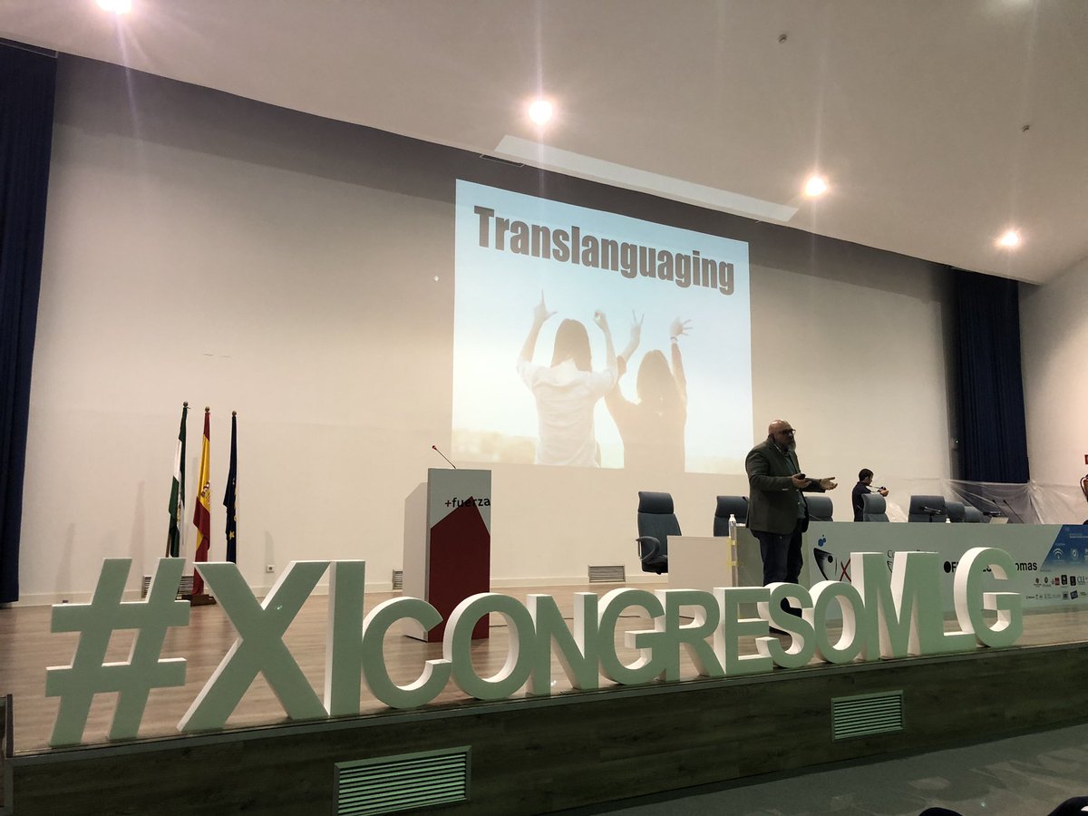 mjosehernandez_'s tweet photo. El usuario de una lengua utiluza  todos los recursos a su alcance que faciliten la comunicación, su repertorio lingüístico global #Translanguaging mejorando su competencia lingüística #XICongresoMLG @ftsaez https://t.co/sQ6Lp14nkr